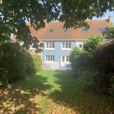 Entre Et Falaises - - Maison Familiale Avec Jardin A 800 M De La